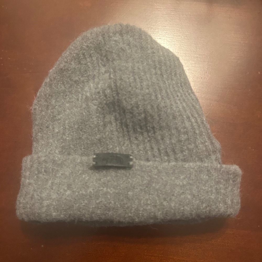 NorthFace cap - gray - unisex TNF Beanie